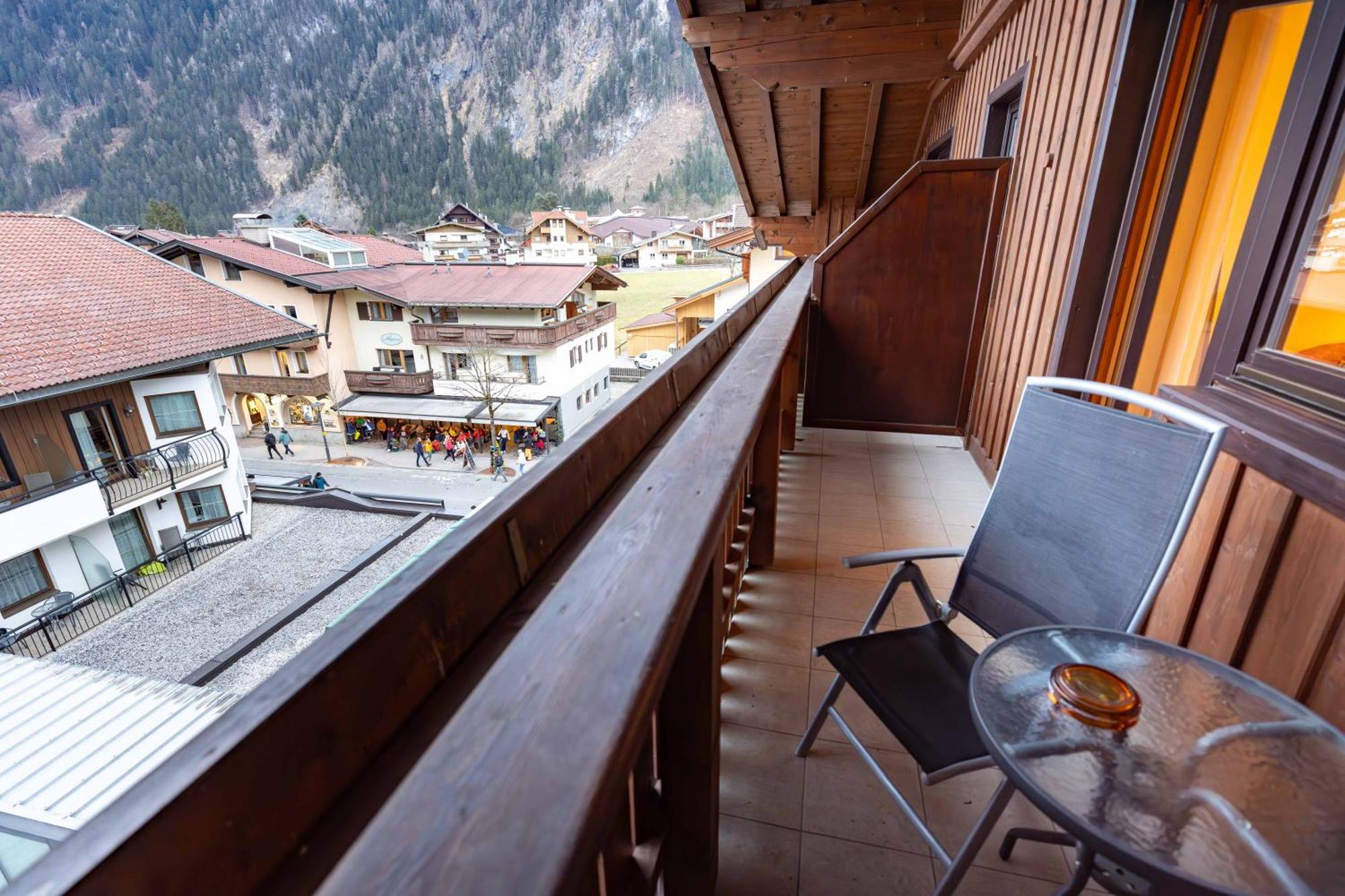 Heart Hotel Nordstern Mayrhofen Buitenkant foto