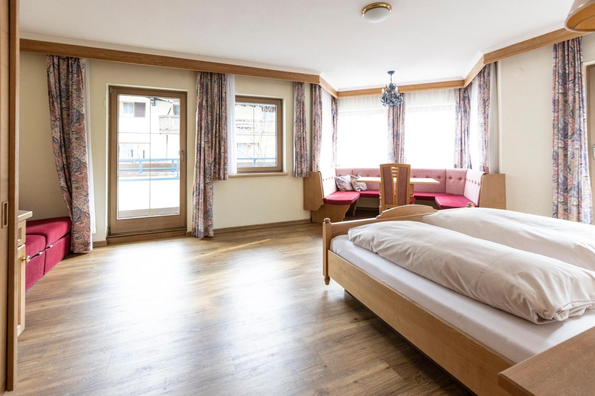 Heart Hotel Nordstern Mayrhofen Buitenkant foto