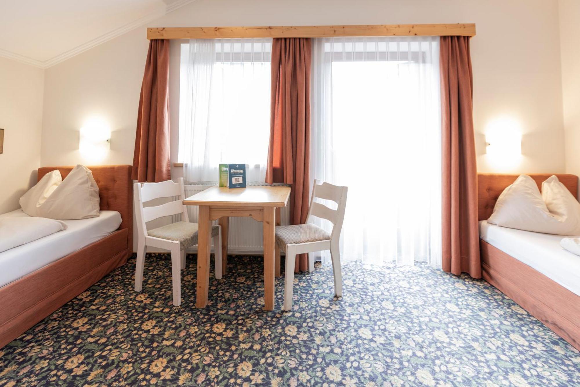Heart Hotel Nordstern Mayrhofen Buitenkant foto